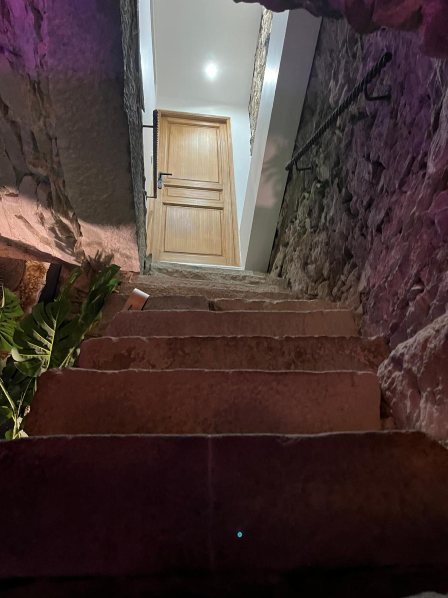 La Voute Du Pilat & Options Spa, Massage Saint-Chamond Exteriör bild