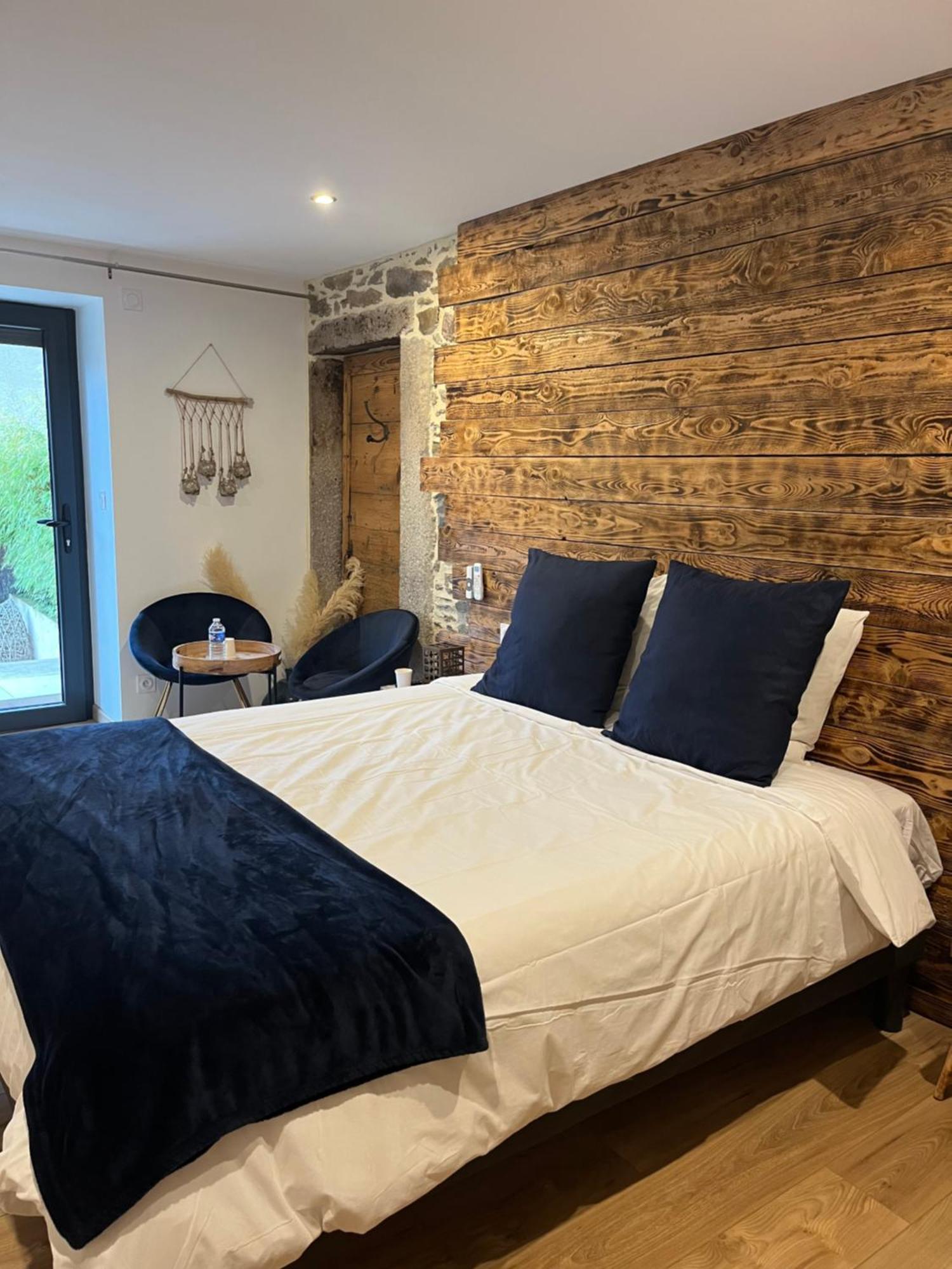 La Voute Du Pilat & Options Spa, Massage Saint-Chamond Exteriör bild